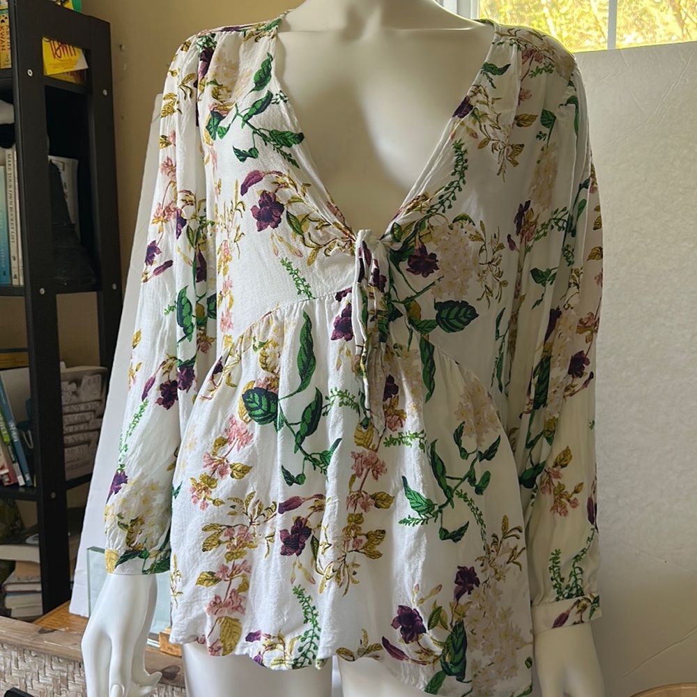 Lucky Brand Long Sleeve Floral Print deep-V Blouse Size XL Tie Front